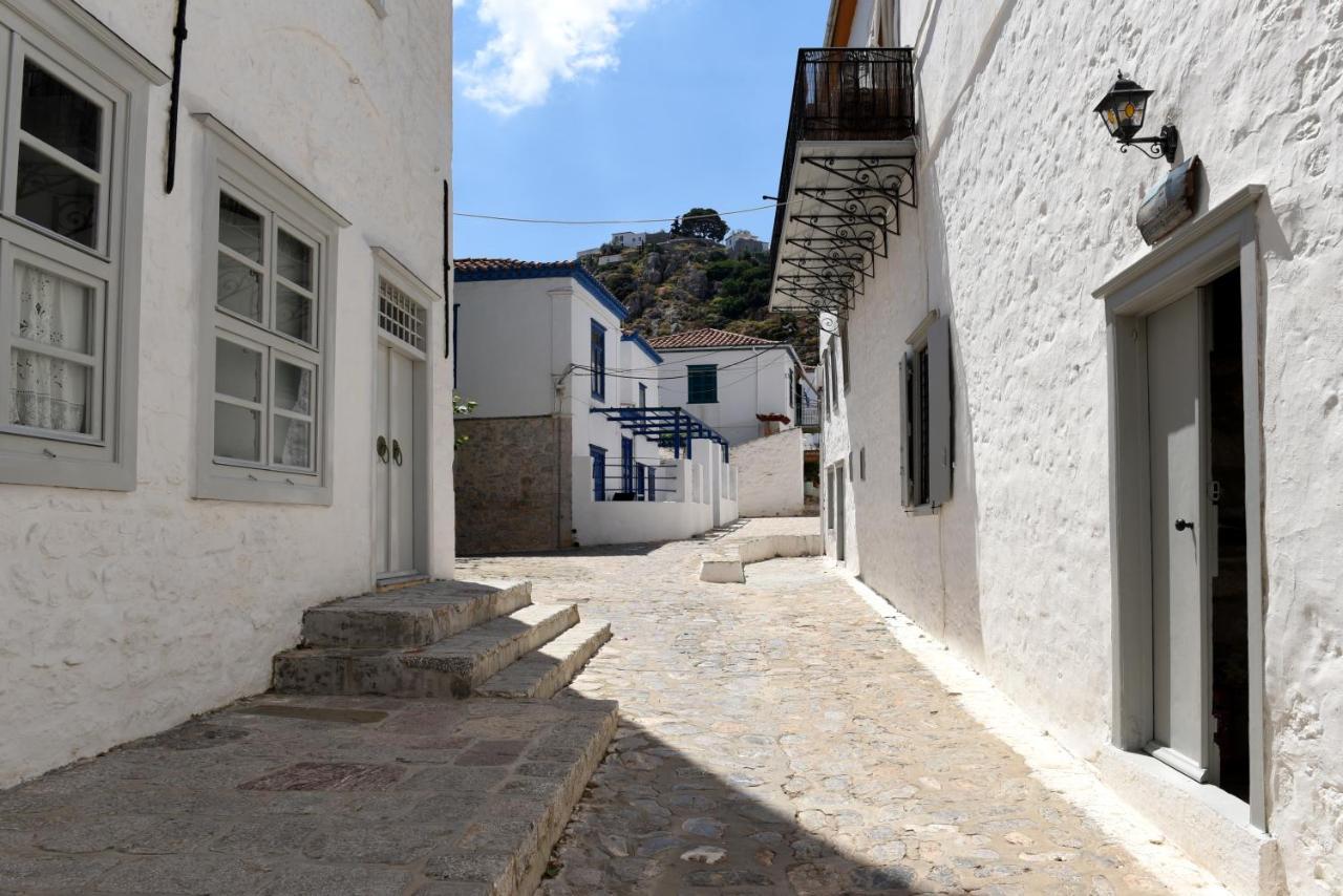 Keresbino Hydra Manor House Villa Exterior photo